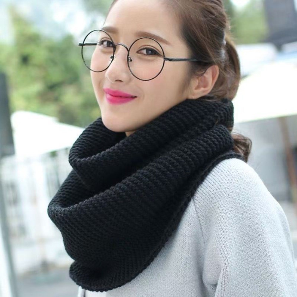 Infinity Scarf Knit - ผ้าพันคอแบบวงกลมสีพื้นอบอุ่น ระบายอากาศได้ดี ผ้าพันคอหนาเพิ่มความอบอุ่นบริเวณคอ ซักมือได้ กันลม ผ้าพันคอฤดูหนาวสำหรับคู่รัก
