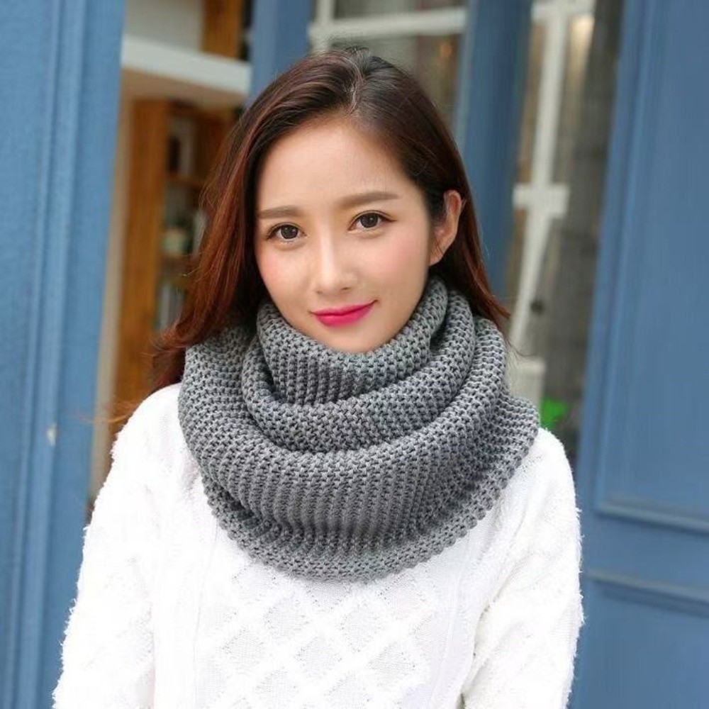 ผ้าพันคอแบบห่วงอินฟินิตี้สีพื้ - Infinity Scarf Knit บทวิจารณ์และราคา